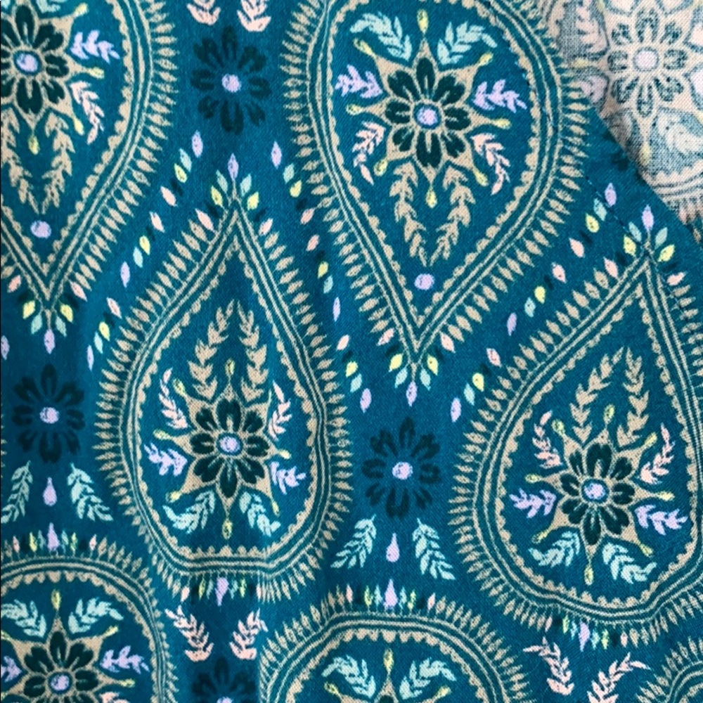 Summer top - Picture 3 of 3